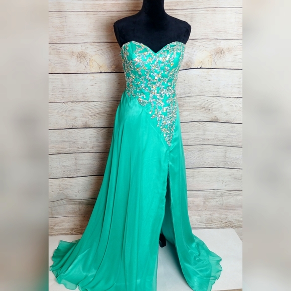 Cinderella Dresses & Skirts - Cinderella teal aqua beaded prom dress gown 8 10